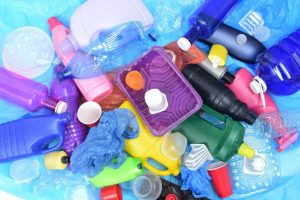 Scopri di più sull'articolo L’enzima appena scoperto che aiuta a ridurre i rifiuti di plastica in una semplice molecola
