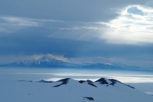 Scopri di più sull'articolo Microplastiche nella neve fresca dell’Antartide