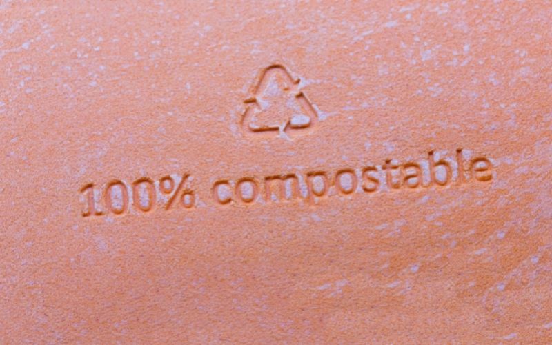 Scopri di più sull'articolo MacArthur Foundation: un errore sostituire il monouso in plastica con quello compostabile