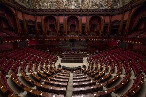 Scopri di più sull'articolo A qualcuno piace caldo: le frasi sul clima dei politici che rovinano l’Italia più della vernice