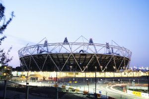 Scopri di più sull'articolo Londra vuole ricoprire lo stadio delle Olimpiadi con pannelli solari: il progetto potrebbe partire entro quest’anno