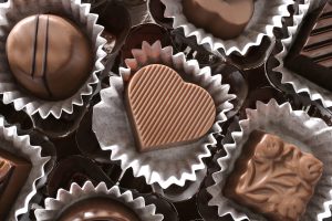 Scopri di più sull'articolo Cioccolatini di San Valentino: confezionali così, riciclando ciò che hai in casa