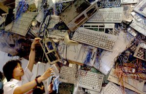 Scopri di più sull'articolo Global Recycling Day, PORTENT: in Italia un progetto per recuperare i metalli preziosi dai telefoni