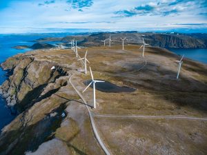Scopri di più sull'articolo Rinnovabili, prodotto il 39% di elettricità globale nel 2022: record per eolico e solare