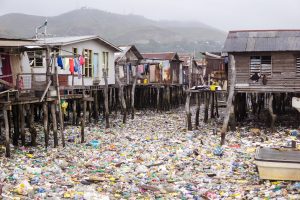 Scopri di più sull'articolo Verso un trattato globale per ridurre la plastica dell’80% entro il 2040, le soluzioni dell’UNEP