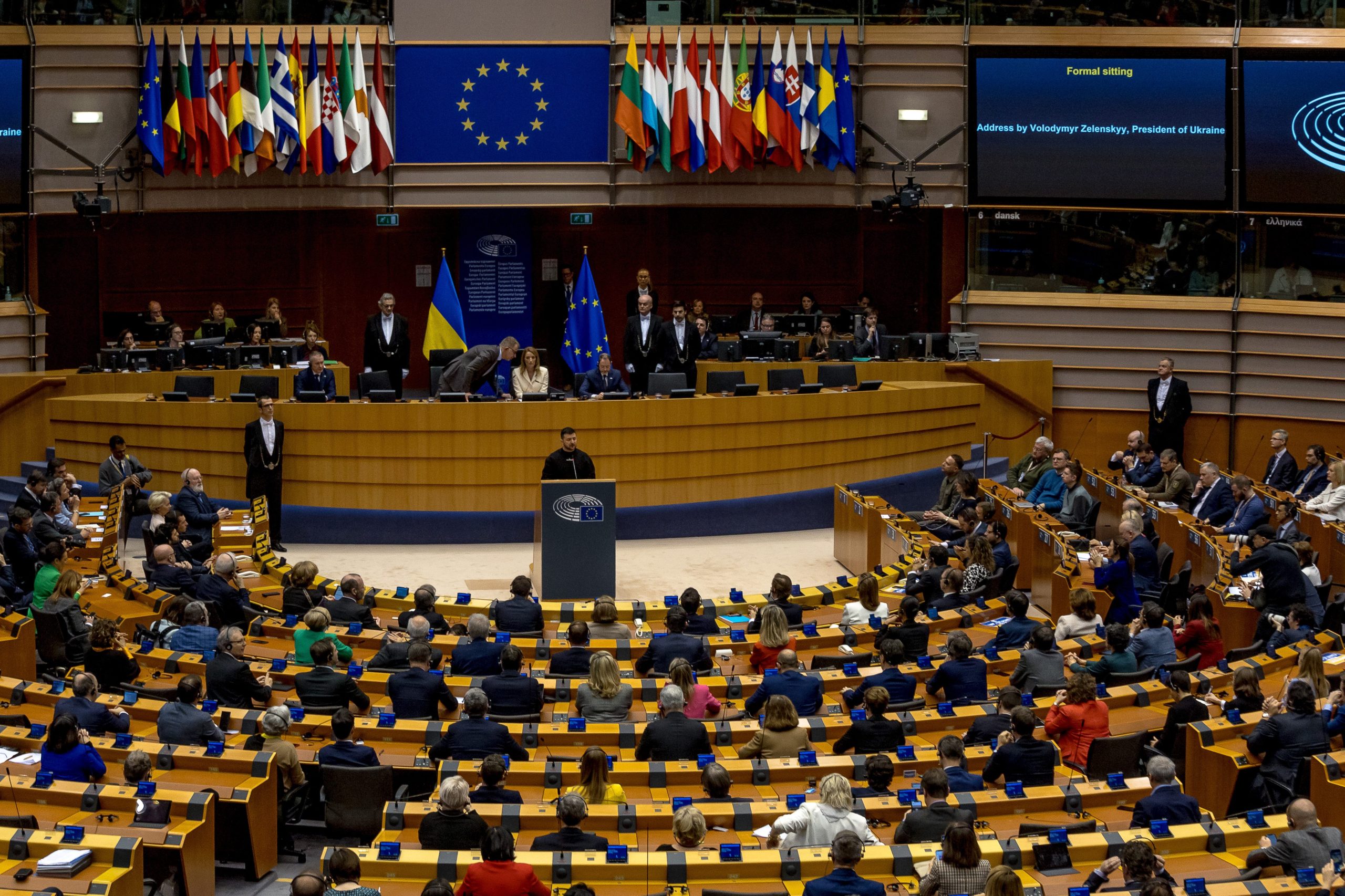 Scopri di più sull'articolo Popolari, conservatori e alcuni liberali votano in UE contro la legge per salvare l’ambiente