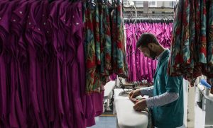 Scopri di più sull'articolo Un’altra inchiesta scombina il mondo del fashion: Patagonia, il brand d’abbigliamento sostenibile “sfrutta i lavoratori”
