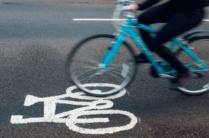 Scopri di più sull'articolo Milano vince il premio “BICI” di Bloomberg: arrivano fondi per migliorare le piste ciclabili