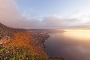 Scopri di più sull'articolo El Hierro l’isola vulcanica più piccola delle Canarie: ecco cosa visitare