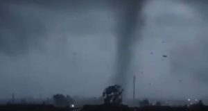 Scopri di più sull'articolo Un tornado colpisce i Comuni vicino Milano: cosa fare dopo per restare in sicurezza