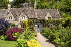 Scopri di più sull'articolo Il classico giardino all’inglese: la storia e come replicarlo