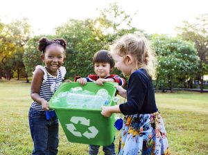 Scopri di più sull'articolo “I bambini hanno diritto a un ambiente pulito e sano”: l’appello ufficiale dell’Onu a difesa dell’infanzia