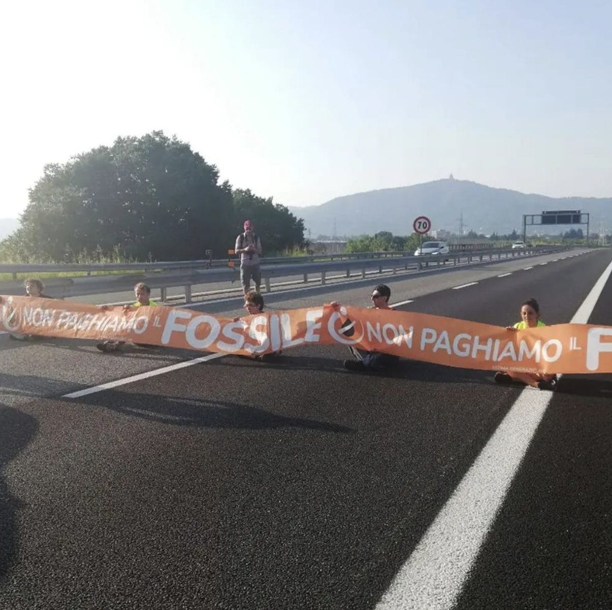 Scopri di più sull'articolo “Prestininzi? È una scelta che non sorprende, ma il negazionismo è un crimine”, parla Chloe Bertini di Ultima Generazione