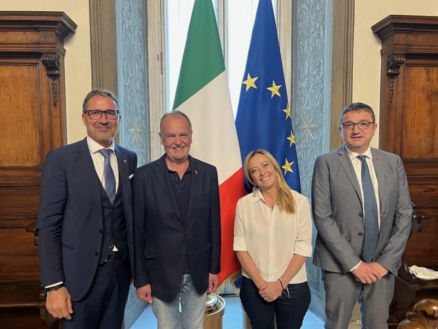 Scopri di più sull'articolo Meloni tende la mano alla coppia Fugatti-Kompatscher, mentre il papà di Andrea Papi ne chiede le dimissioni