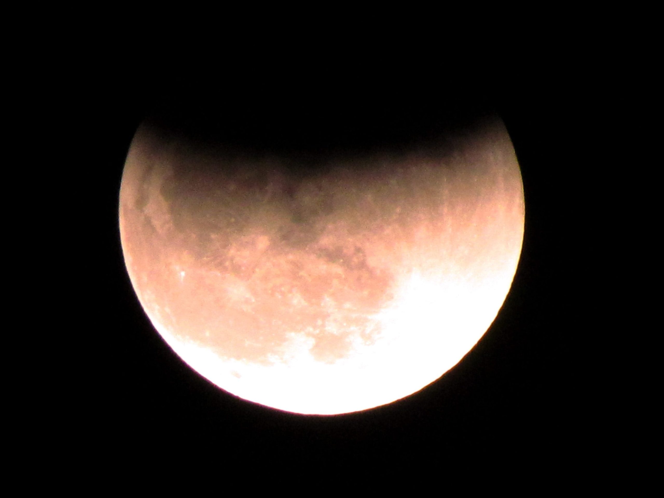 Scopri di più sull'articolo Eclissi di Luna parziale e Luna piena del Cacciatore del 28 ottobre 2023: a ora e come vederla