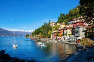 Scopri di più sull'articolo Straripato il lago di Como: come funzionano le paratie mobili e quando sono state montate
