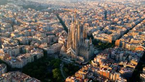 Scopri di più sull'articolo Sagrada Familia: i lavori termineranno dopo 140 anni. Ecco 10 curiosità sulla Basilica di Barcellona