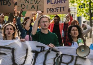 Scopri di più sull'articolo Dopo settimane di proteste i manifestanti olandesi hanno ottenuto una prima vittoria per l’ambiente
