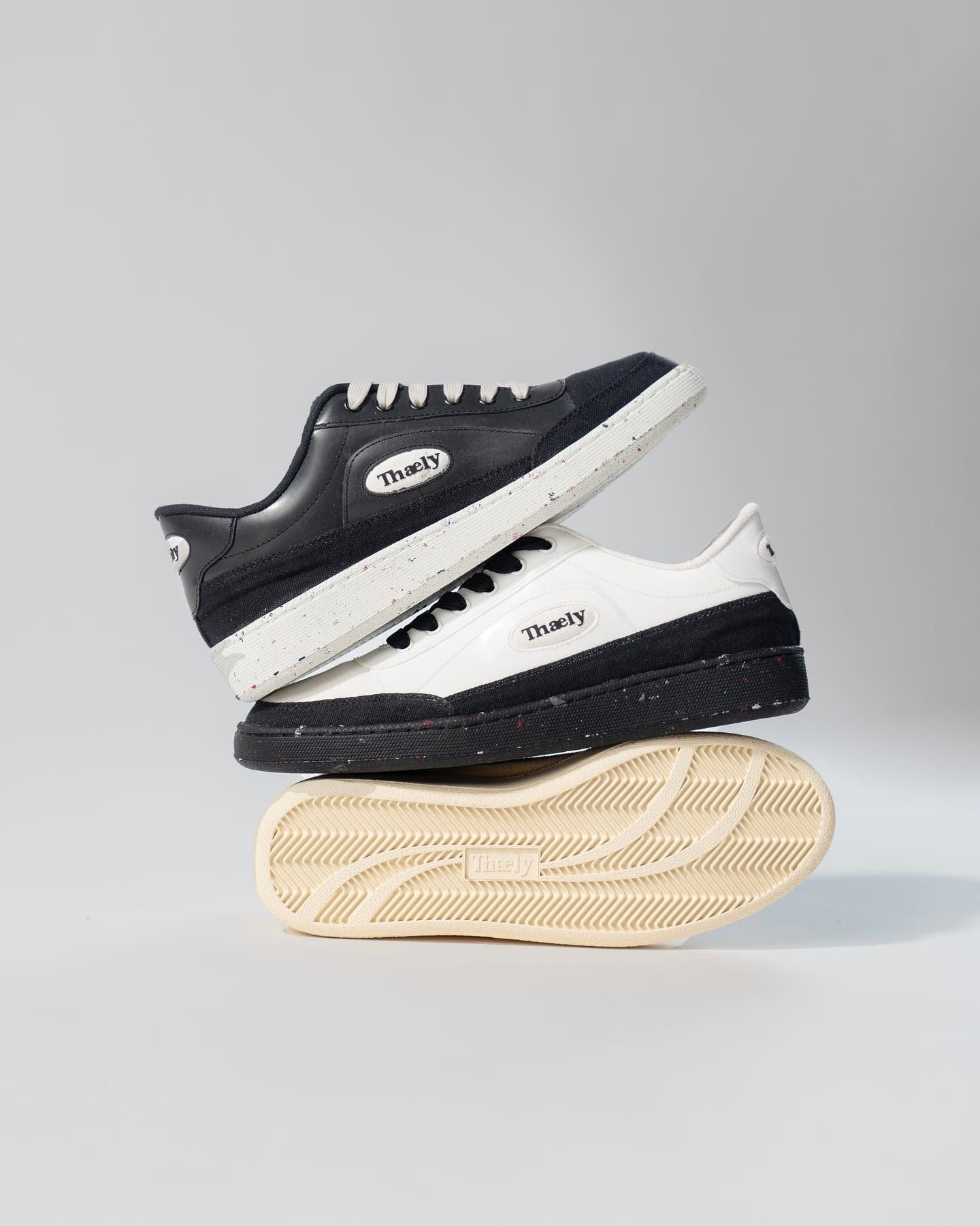 Scopri di più sull'articolo Chi è Ashay Bhave, il giovane imprenditore che produce scarpe riciclando la plastica