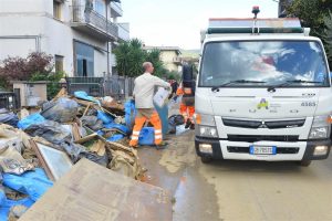 Scopri di più sull'articolo Oltre 19mila tonnellate di rifiuti rimosse da Alia nella Toscana alluvionata