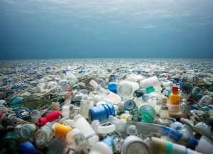 Scopri di più sull'articolo Partiti i negoziati per il trattato globlae sulla plastica: riuniti 175 Paesi in Kenya