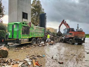 Scopri di più sull'articolo Alluvione in Toscana, rimosse dalle strade 27mila tonnellate di rifiuti