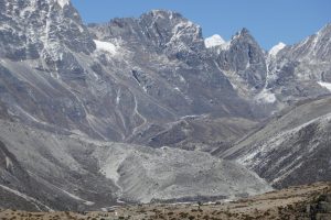 Scopri di più sull'articolo Il CNR ha scoperto che i ghiacciai dell’Himalaya si raffreddano con il riscaldamento climatico