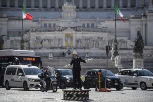 Scopri di più sull'articolo Patanè (Ass. Mobilità): “Anche Roma sarà una città a 30km/h, con telecamere per le zone verdi e una tariffa per chi entra”