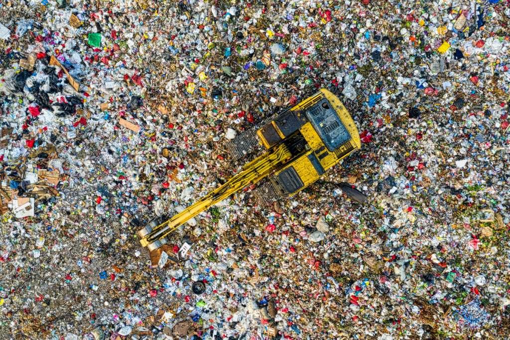 Scopri di più sull'articolo È lecito reintrodurre il percolato di discarica nell’impianto da cui proviene?