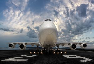 Scopri di più sull'articolo Presentato l’aereo più grande della storia dell’aviazione: perché sarà utile per le rinnovabili