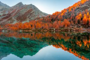 Scopri di più sull'articolo I 6 migliori percorsi di trekking in Valle D’Aosta: dai laghi ai rifugi più belli
