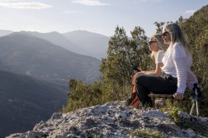 Scopri di più sull'articolo I 6 migliori percorsi di trekking in Liguria: dall’Alta Via dei Monti Liguri scendendo fino al mare