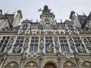 Scopri di più sull'articolo Parigi 2024: saranno le Olimpiadi più verdi di sempre? Sfide e speranze per un futuro sostenibile nello sport