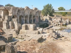 Scopri di più sull'articolo Dove si trovano le terme libere di Fordongianus, apprezzate già ai tempi dei romani