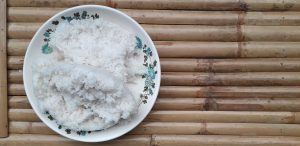 Scopri di più sull'articolo Come non sprecare il riso avanzato: il procedimento per gustarlo come appena cucinato