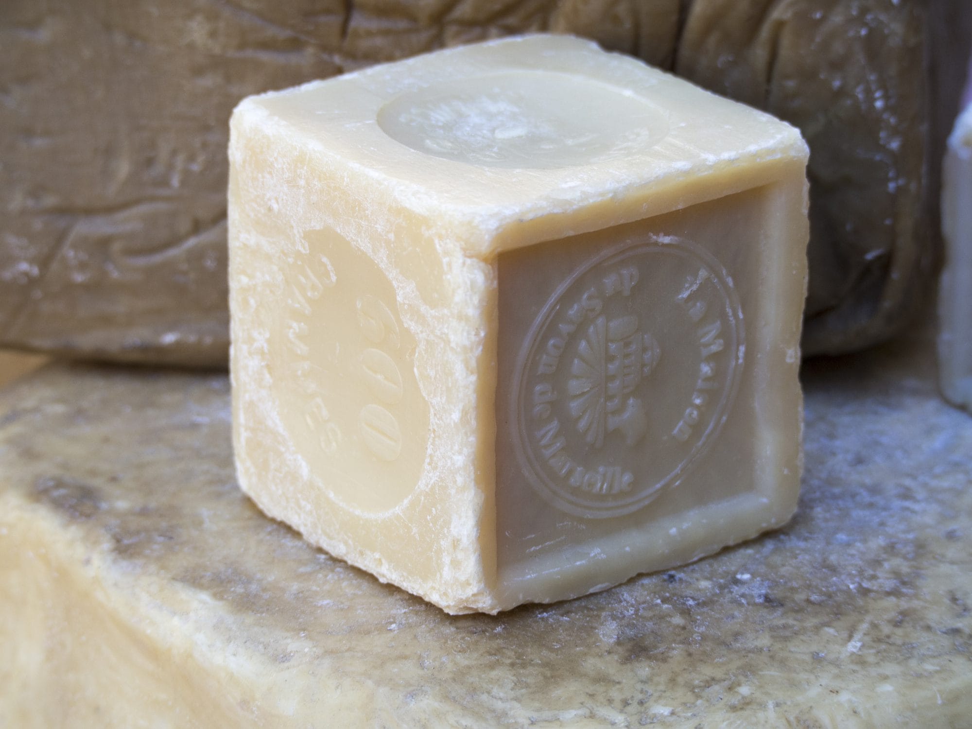 Scopri di più sull'articolo Cosa si può lavare con il sapone di Marsiglia e quando non usarlo