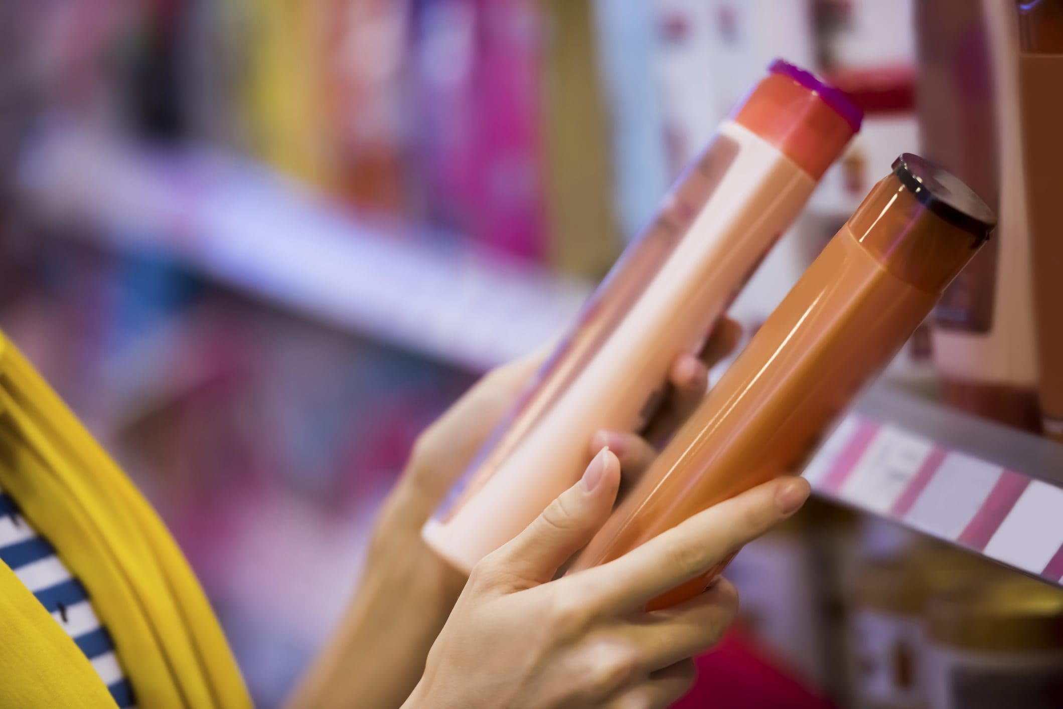 Scopri di più sull'articolo I 6 usi alternativi dello shampoo che devi conoscere per ottimizzare l’uso di un prodotto che hai già in casa