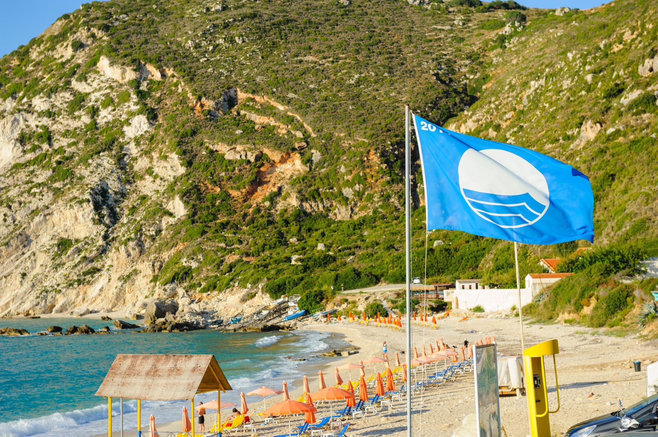 Scopri di più sull'articolo Bandiere blu 2024 in Italia aumentano rispetto al 2023, inserite altre 10 località marine: la classifica per Regione