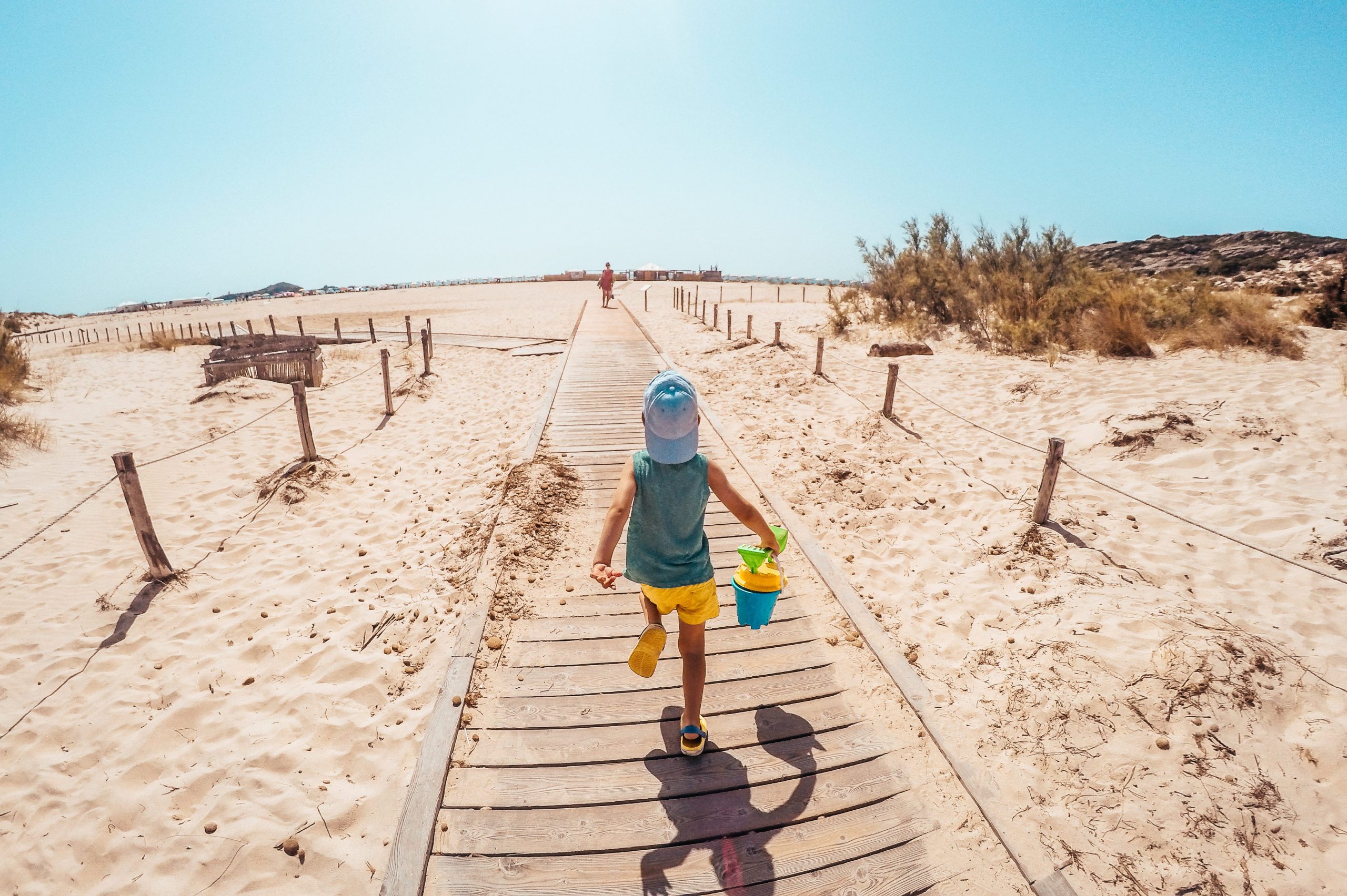 Scopri di più sull'articolo Viaggi in famiglia: le 10 migliori mete adatte anche ai bambini