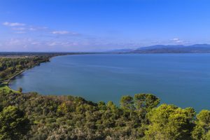 Scopri di più sull'articolo I 3 laghi in Umbria in cui si può fare il bagno: non solo Trasimeno, ecco gli altri magnifici scorci