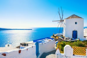Scopri di più sull'articolo Le 10 spiagge più belle della Grecia: tra sabbia bianca ed imponenti scogliere