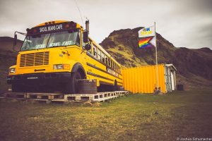 Scopri di più sull'articolo Da scuolabus a bar caffè mobile, Skool Beans: “Cerchiamo chi dedica la sua vita al caffè”