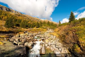 Scopri di più sull'articolo Val di Fumo: come raggiungere e cosa fare nel “piccolo Canada” del Trentino