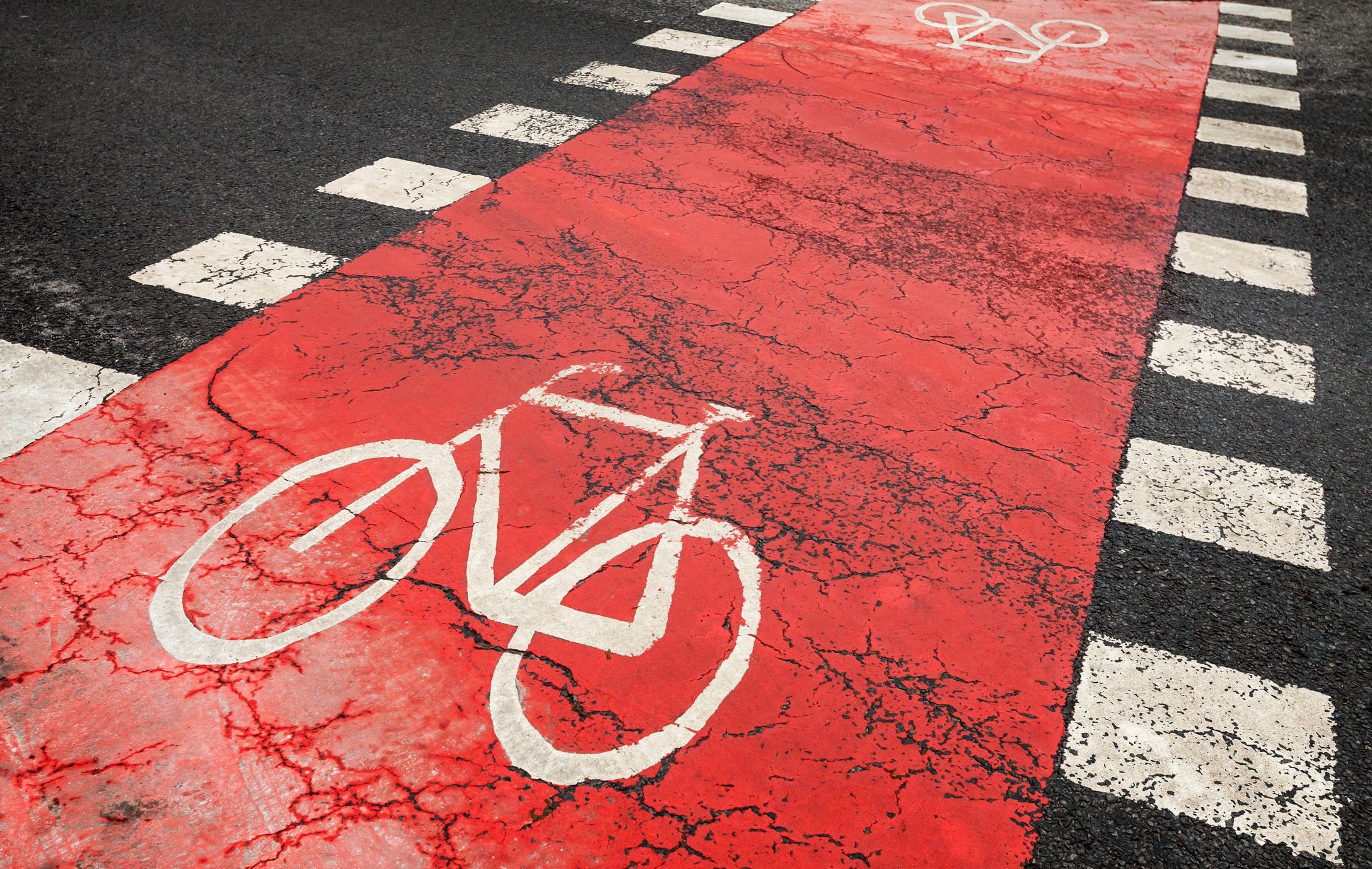 Scopri di più sull'articolo Stop alle piste ciclabili con il nuovo codice della strada? I Comuni contro Salvini: “Dovremo cancellarne centinaia”