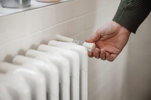 Scopri di più sull'articolo Come spurgare i termosifoni di casa: la guida passo dopo passo