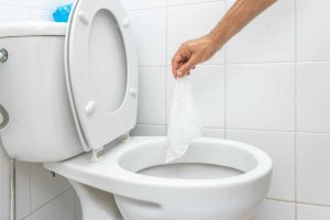 Scopri di più sull'articolo In Spagna i produttori di salviette umidificate dovranno pagare per la bonifica delle fognature